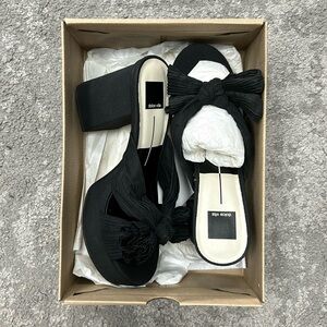 Black dolce vita heeled sandal